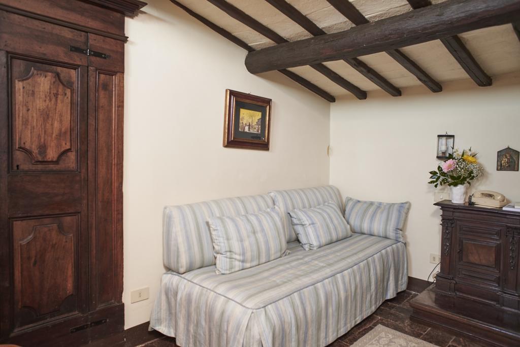 Residenza D'Epoca Eremo Delle Grazie Hotell Monteluco Rum bild