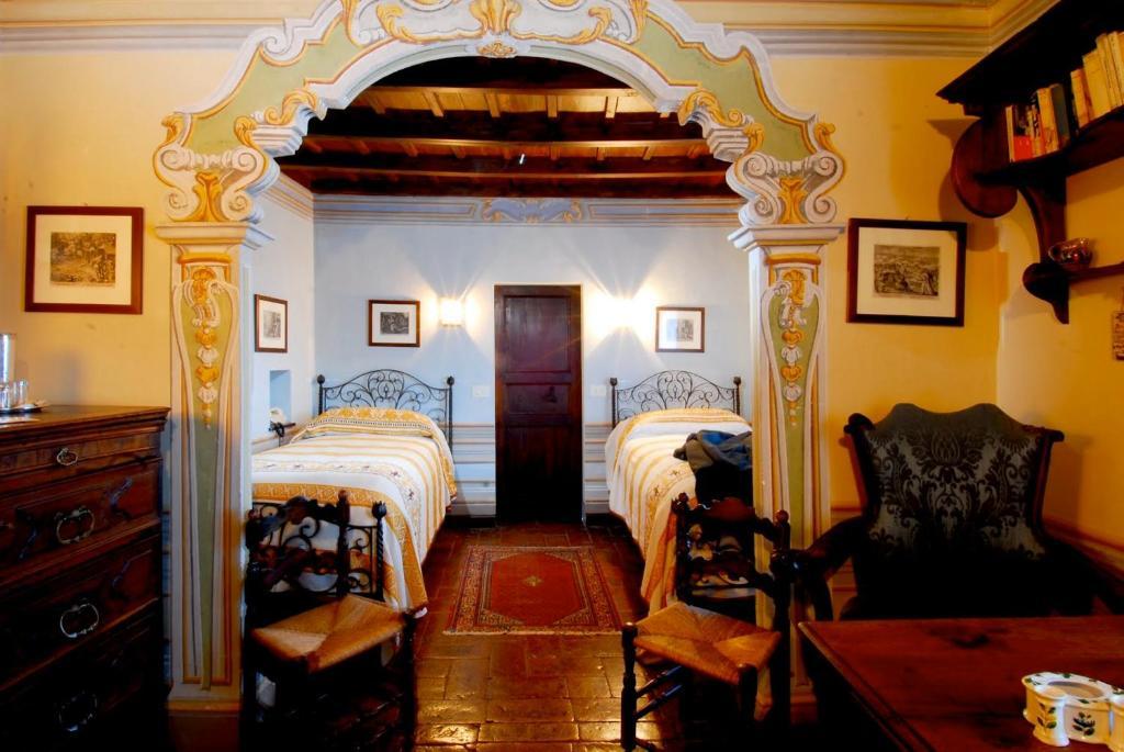 Residenza D'Epoca Eremo Delle Grazie Hotell Monteluco Rum bild
