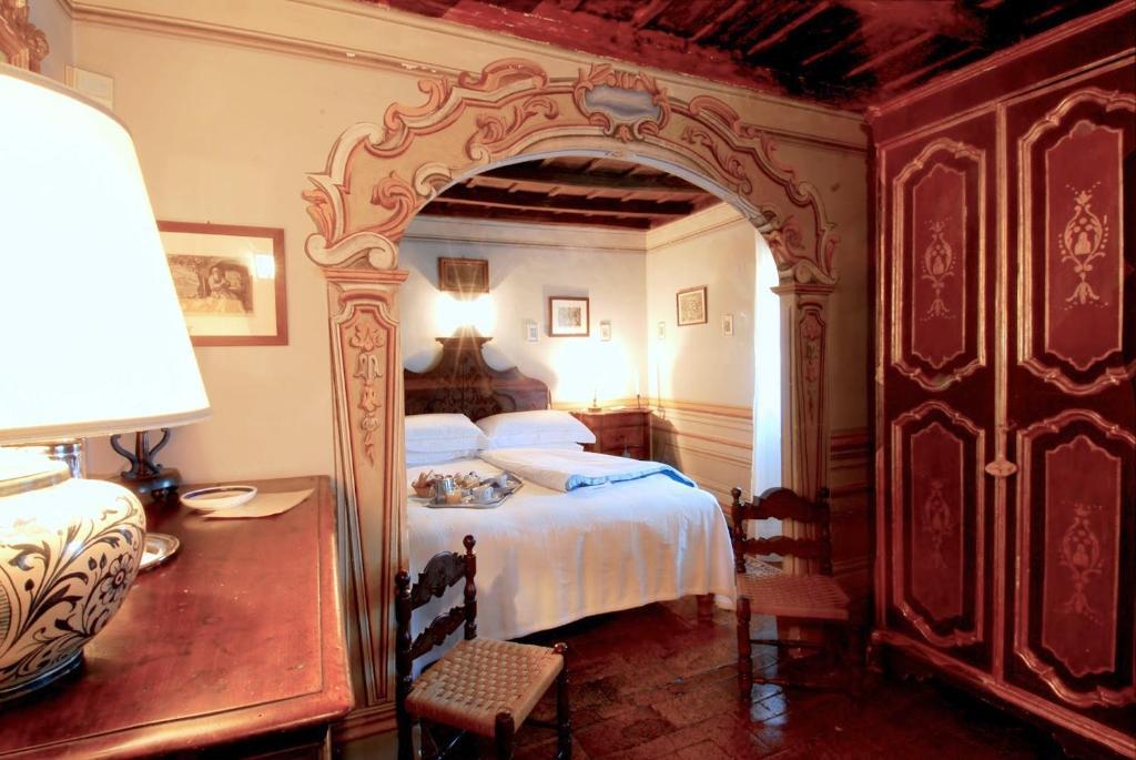 Residenza D'Epoca Eremo Delle Grazie Hotell Monteluco Rum bild