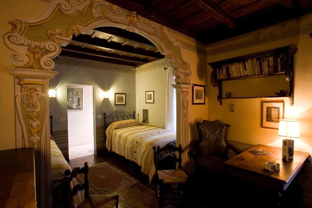 Residenza D'Epoca Eremo Delle Grazie Hotell Monteluco Rum bild