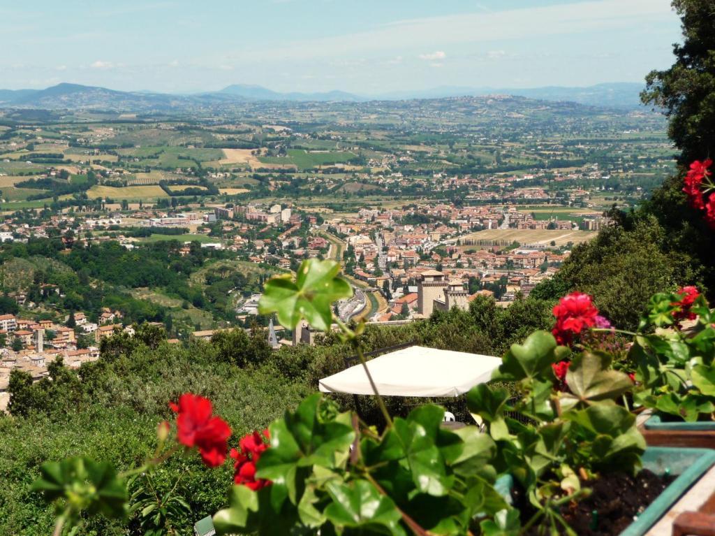 Residenza D'Epoca Eremo Delle Grazie Hotell Monteluco Exteriör bild