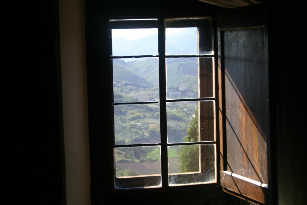 Residenza D'Epoca Eremo Delle Grazie Hotell Monteluco Rum bild